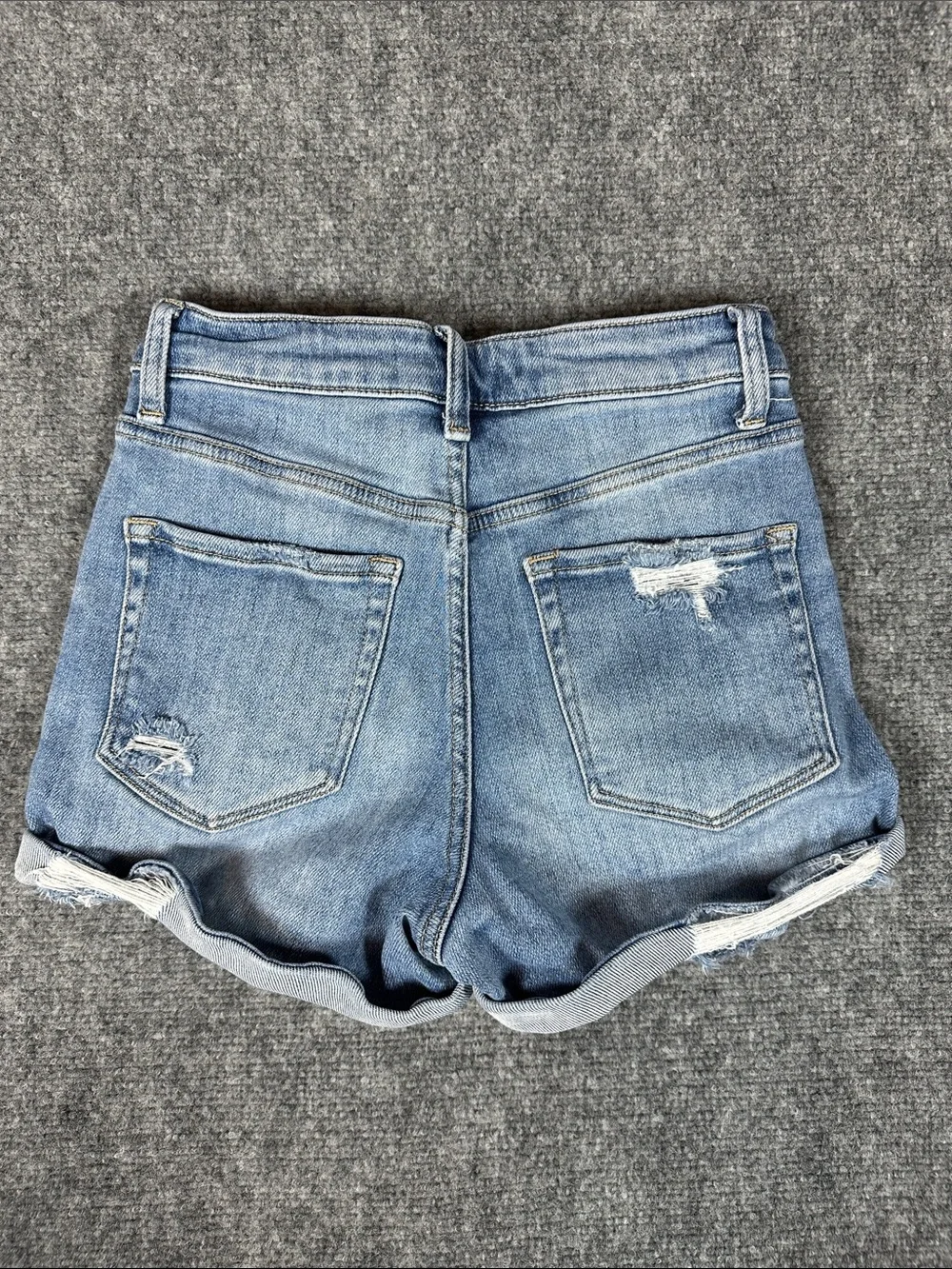 Vervet Softly High Rise Distressed Denim Shorts Size Small - Picture 5 of 8